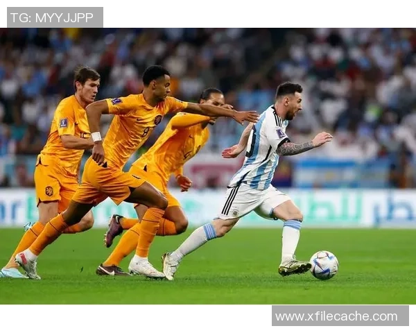 足球明星感人瞬间高清照片展现他们在赛场上的坚韧与奉献精神