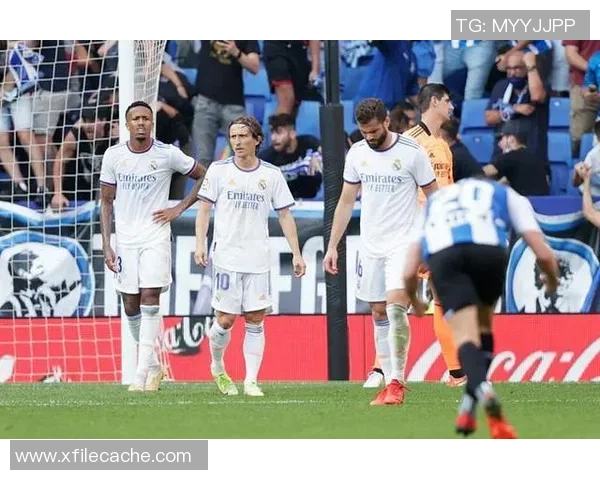 九号球衣背后的传奇故事足球明星们的荣耀与梦想